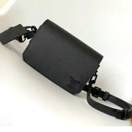 Official Brother Sam 2312YA0009 Bags LV 0723